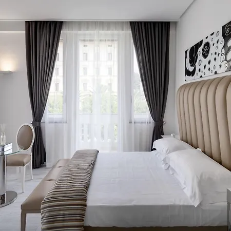 Imperial Garden Hotel 5*