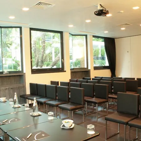 Imperial Garden Hotel 5*